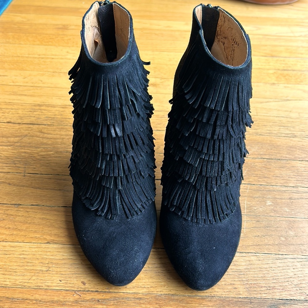 Banana Republic Darcy Suede Fringe Ankle boots